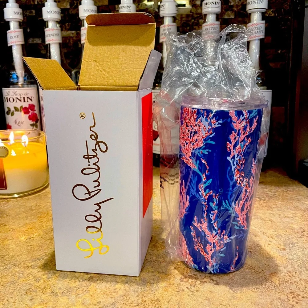 16.57 oz. Skinny Travel Tumbler with the print Swim on over. Crushing on Coral. - Picture 1 of 3